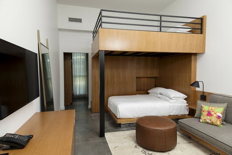 The Sarasota Modern, A Tribute Portfolio Hotel