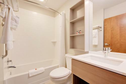 Hotel Microtel Inn & Suites By Wyndham Clarion