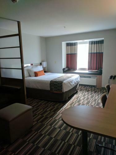 Hotel Microtel Inn & Suites By Wyndham Clarion