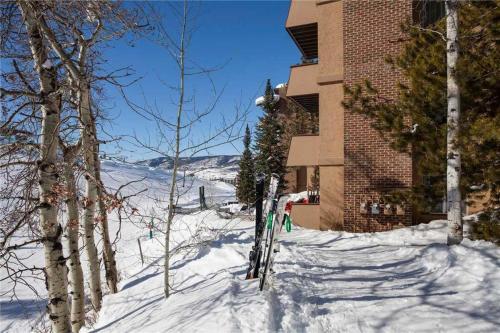 Storm Meadows East Slopeside - Se044