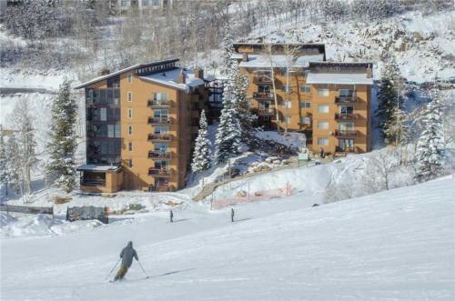 Storm Meadows East Slopeside - Se044