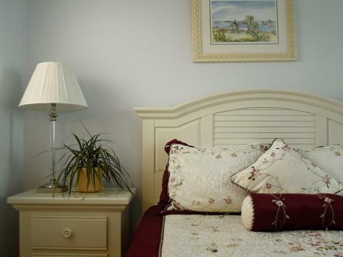 Hotel Windward Shores