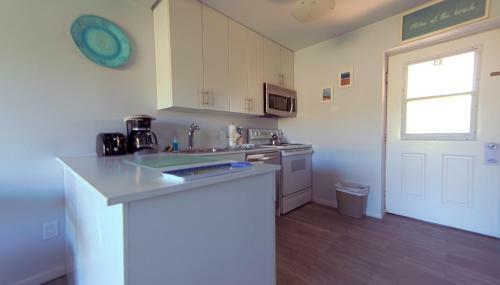 Hotel Windward Shores