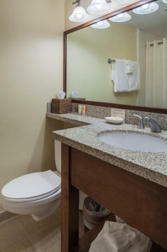 Hotel New Harmony Inn Resort And Conference Center