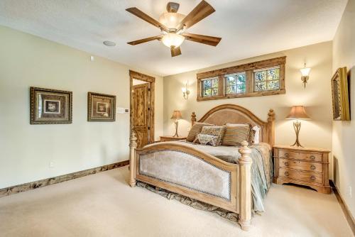 13 Vine Maple Home