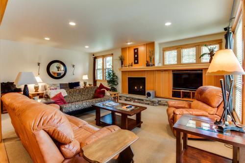 43 Fremont Crossing