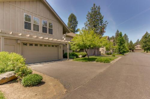 43 Fremont Crossing