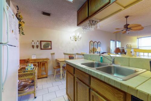 Ventura Condominiums #208