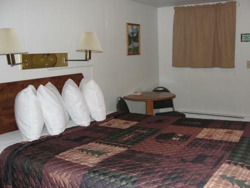 Motel Snider's Rustic Inn