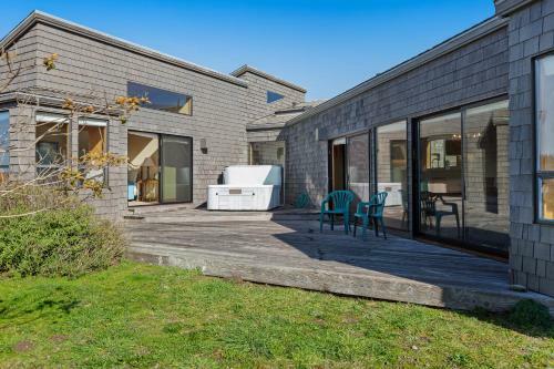 Windrow Retreat