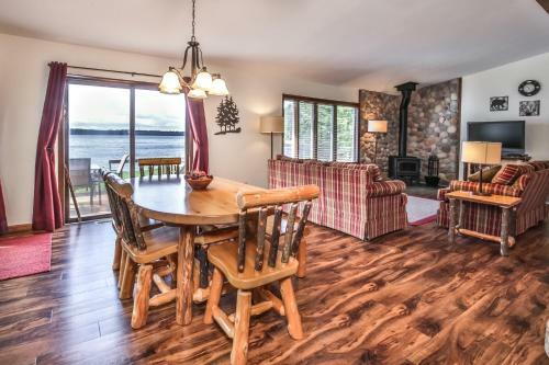 Lost At The Lake- Hiller Vacation Homes Home