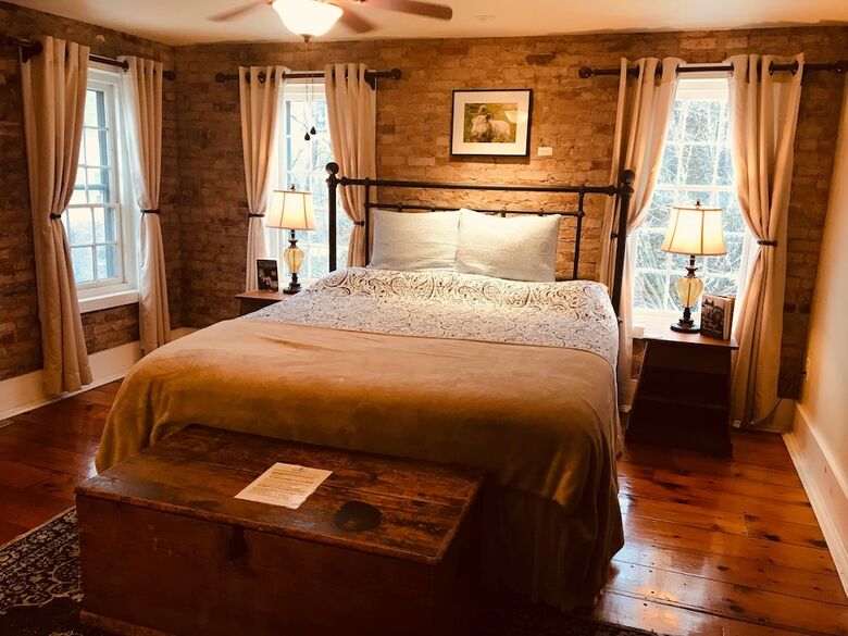 Bed & Breakfast The Homestead At Catskill Animal Sanctuary
