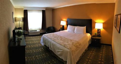 The Lodge At Headwaters