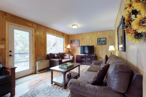 Blue Meadow Cottage
