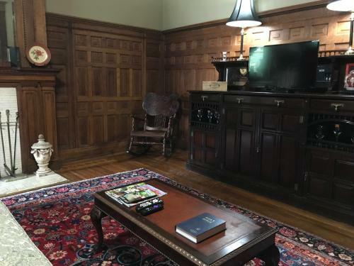 Bed & Breakfast Edwardian Inn