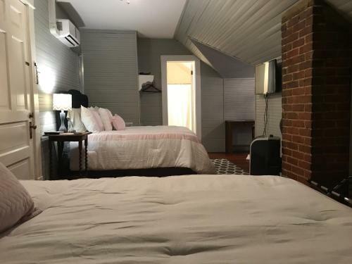 Bed & Breakfast Edwardian Inn