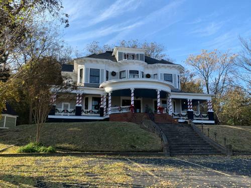 Bed & Breakfast Edwardian Inn