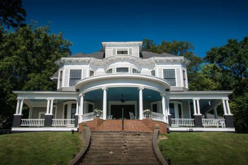 Bed & Breakfast Edwardian Inn