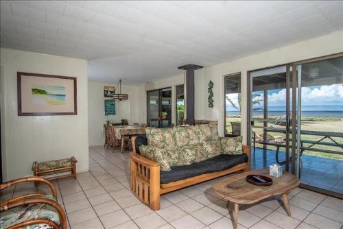 Hale Hiamoe Home
