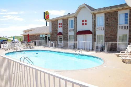 Hotel Super 8 By Wyndham Lamar