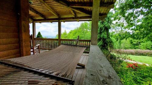 Glade Mountain Top Retreat Cabin