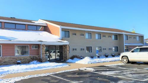Motel Amerivu Inn & Suites-avon
