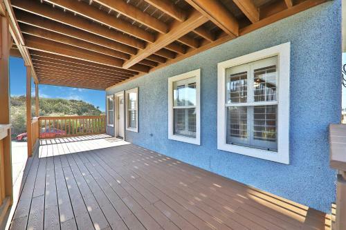 Oceanview At Island Breeze