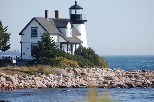 Lighthouse Point Road Home 163