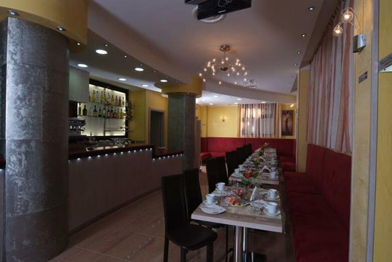 Hotel Cristal Eboli