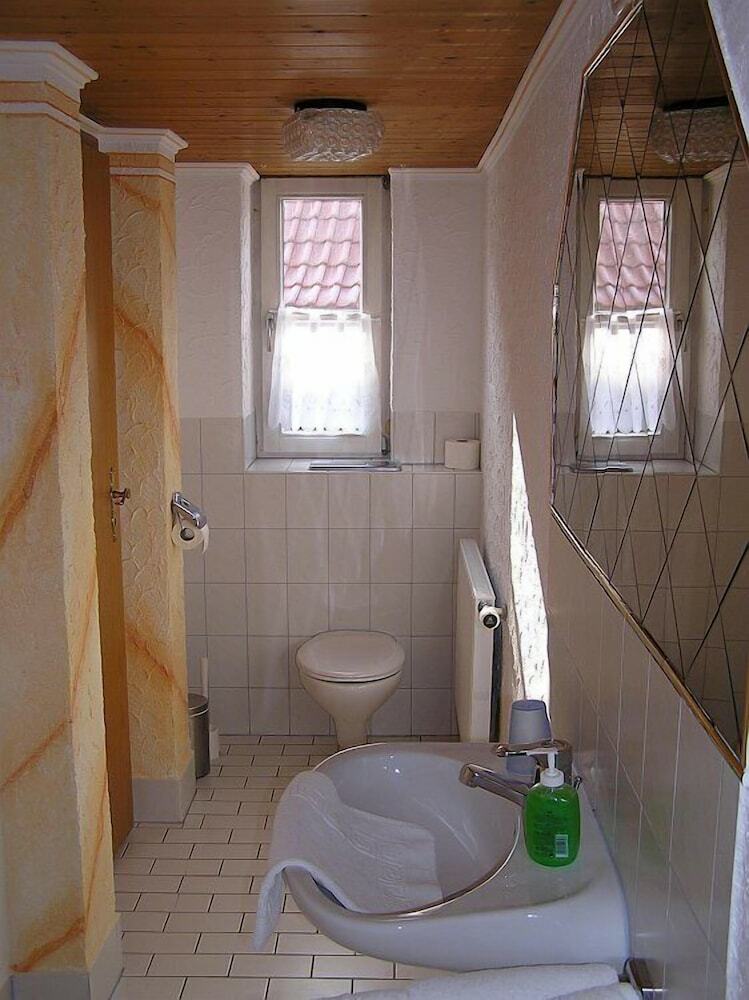 Hostal Gasthof Adler