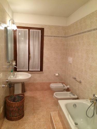 A Villa Esperia Bed And Breakfast