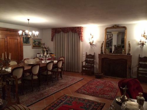 A Villa Esperia Bed And Breakfast