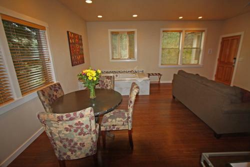 Bed & Breakfast The Inn At Shasta Lake