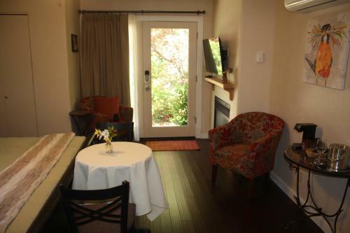 Bed & Breakfast The Inn At Shasta Lake