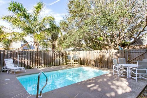 Coco's Beach Cottage
