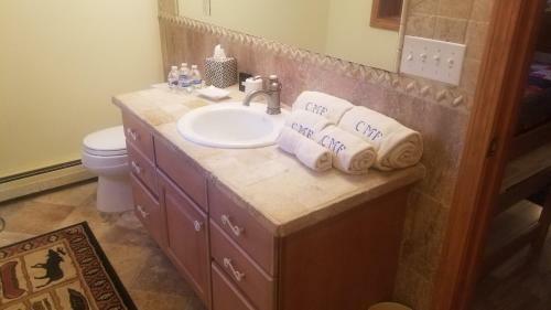 Cold Moon Farm B&B