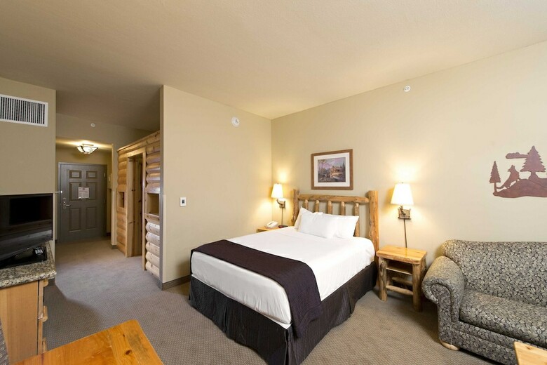 Great Wolf Lodge Grand Mound