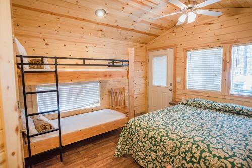 Tahoe Valley Cabin 2