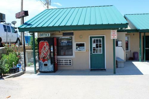 Adobe Inn Motel