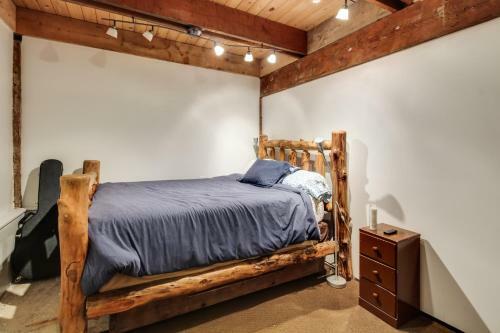 Hyak Duplex Cabin