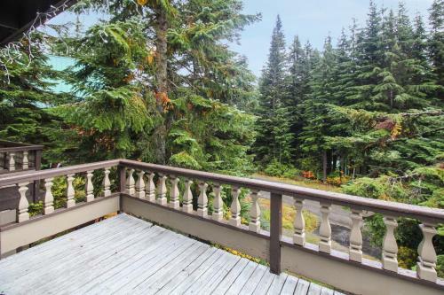 Hyak Duplex Cabin