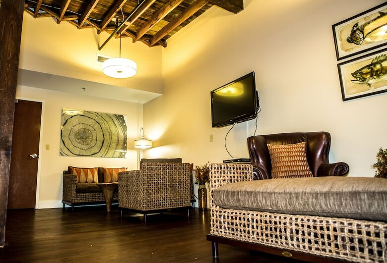 Hotel Jackson Park Inn