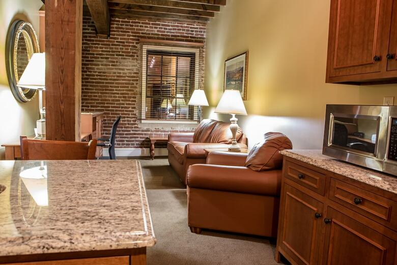 Hotel Jackson Park Inn