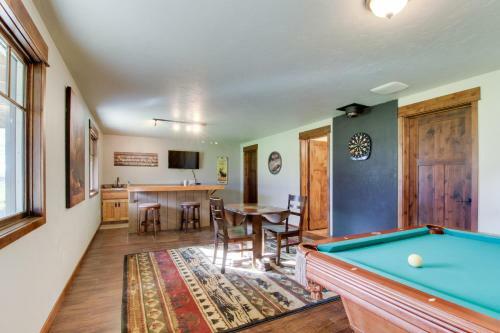 Elk Park Lodge