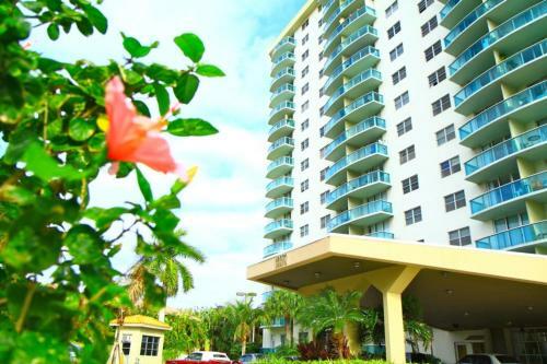 Apartamento Collins Condo #105482
