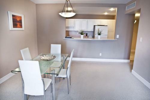 Apartamento Collins Condo #105482