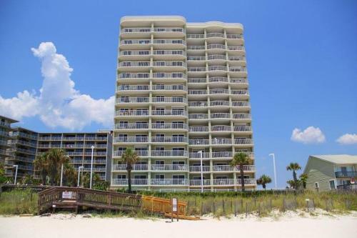 Tradewinds 602