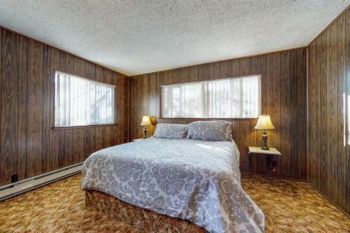 Pond View Lodge
