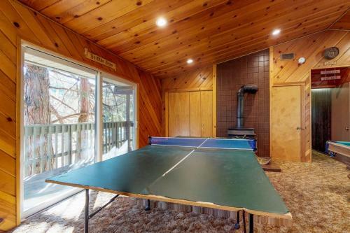Pond View Lodge