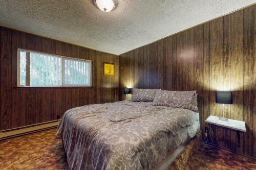 Pond View Lodge